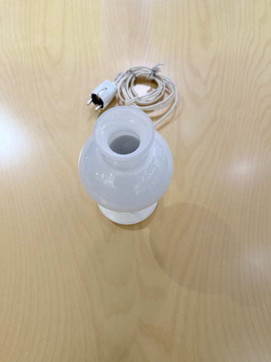 Retro pöytävalaisin, Lival