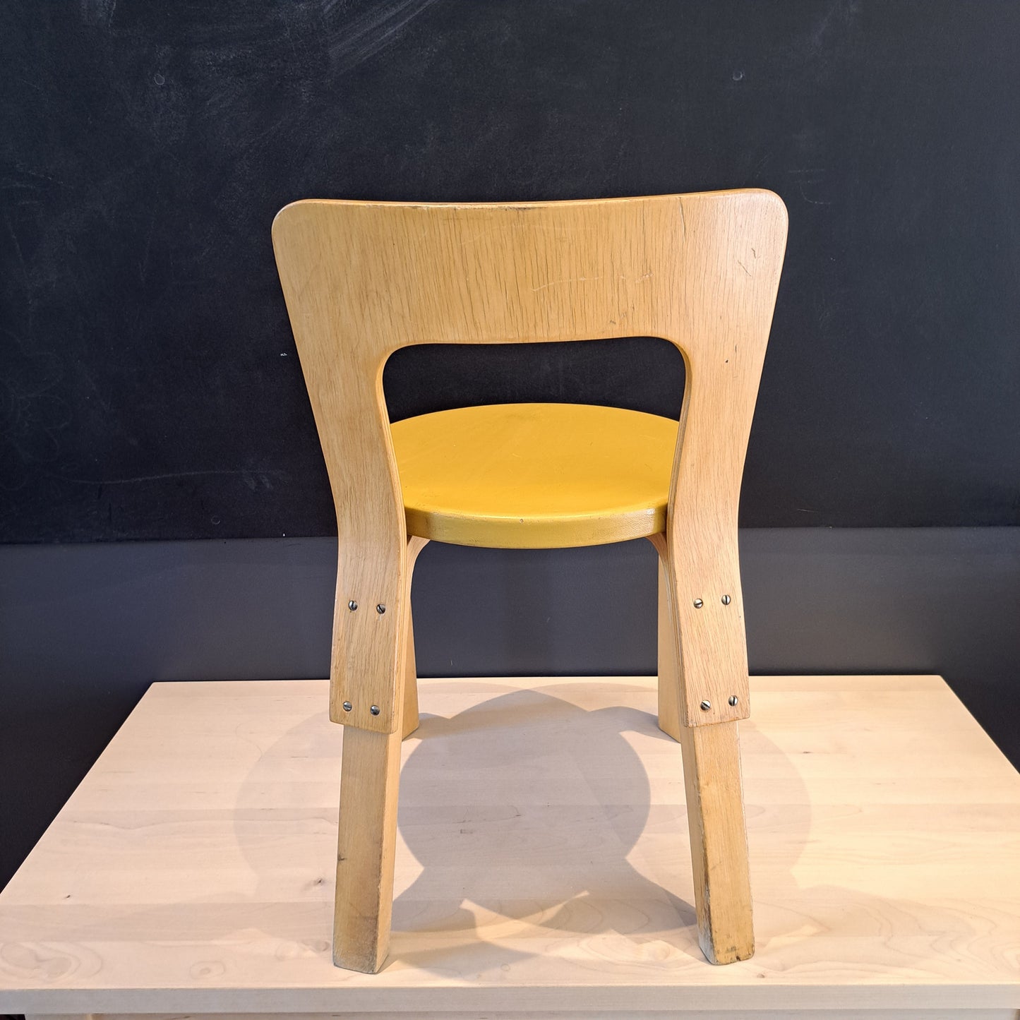 Artek, lastentuoli N65