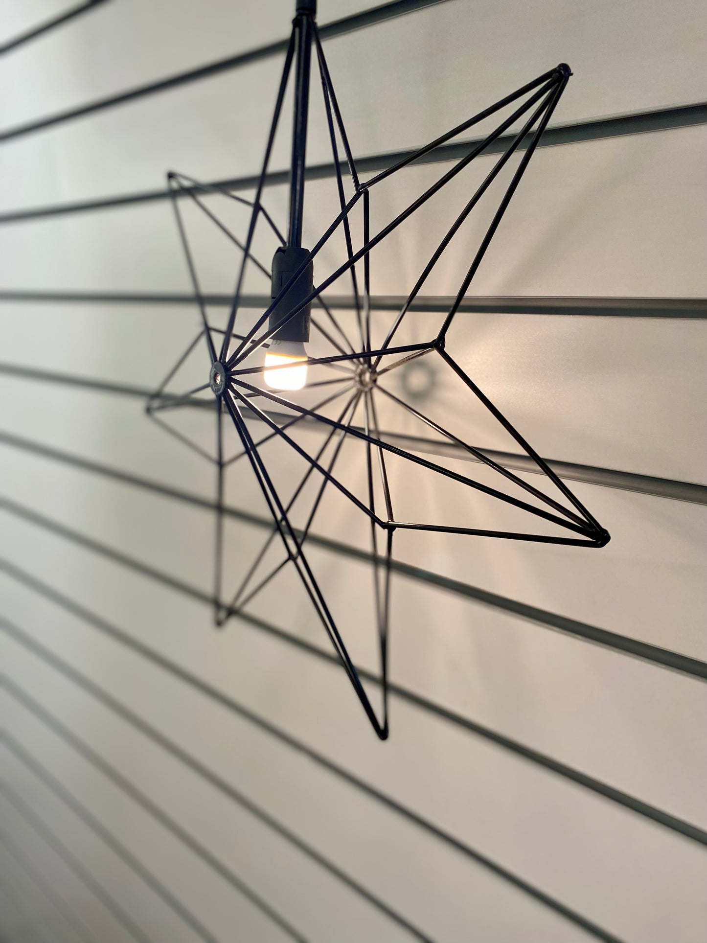 Tähtikoriste valolla