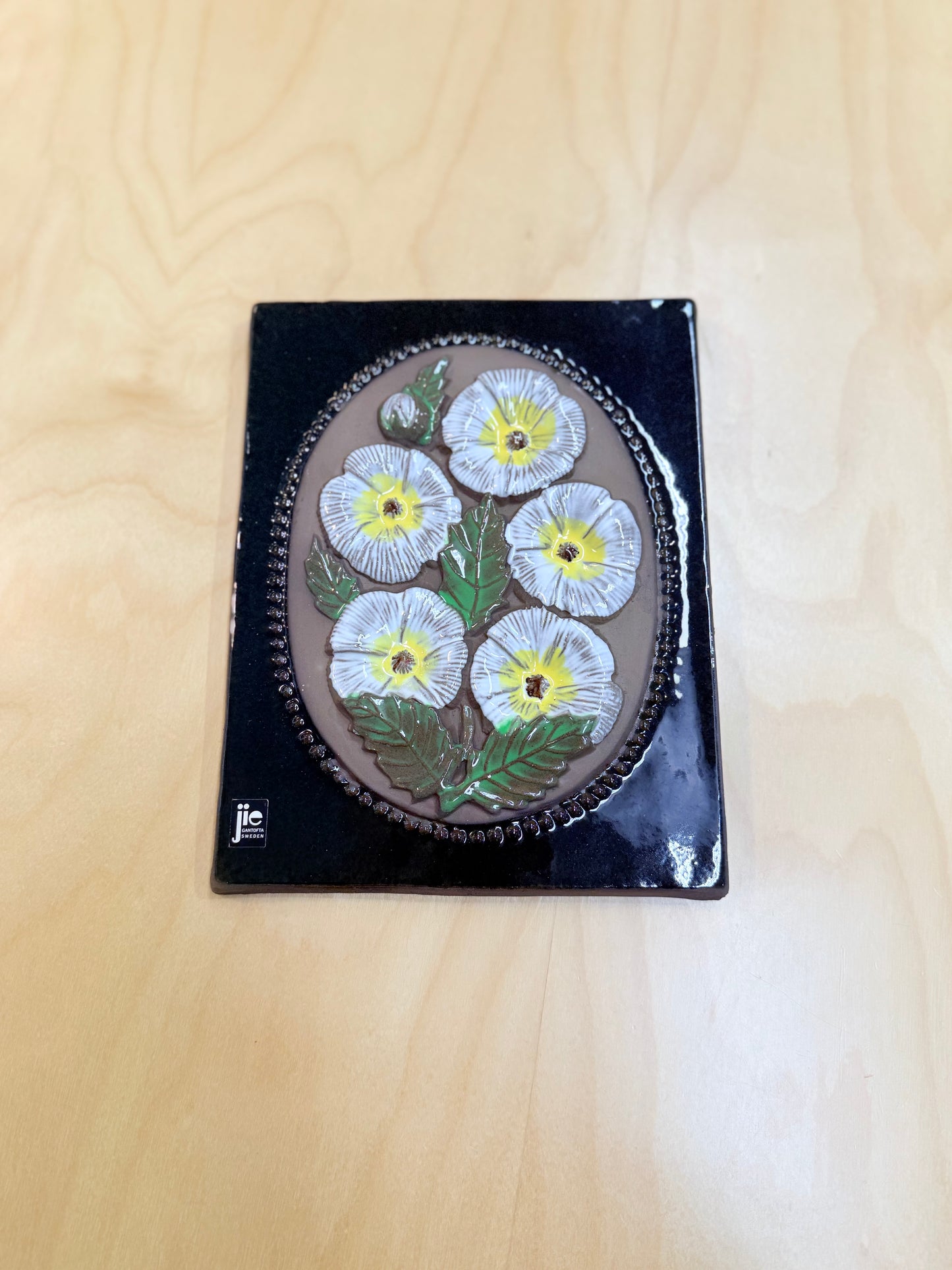 Jie Gantofta, keramiikkataulu