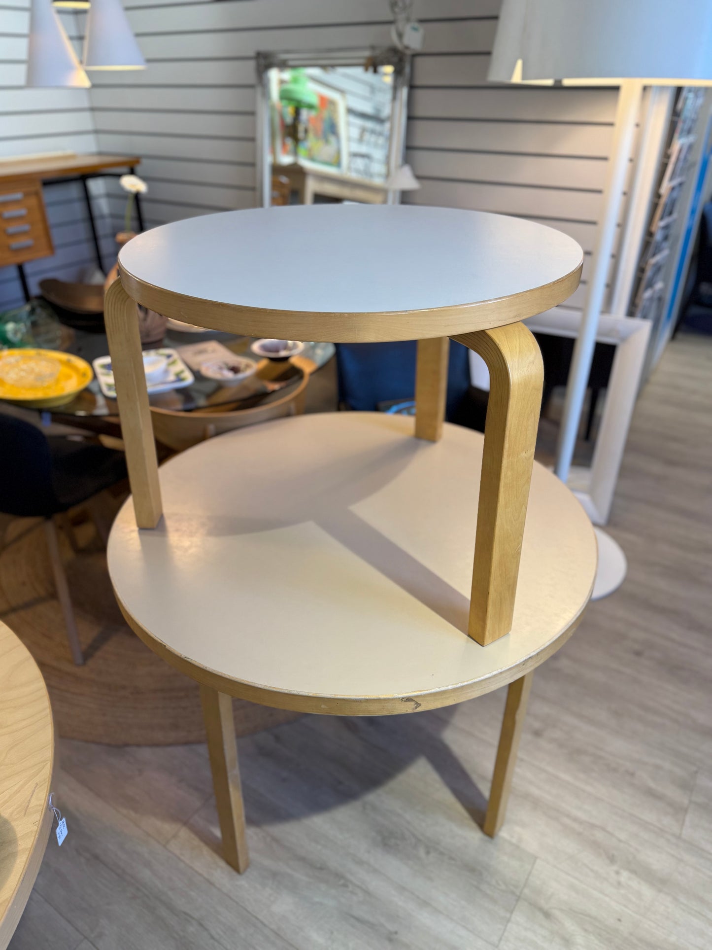 Artek, Aalto pöytä 90B, sohvapöytä