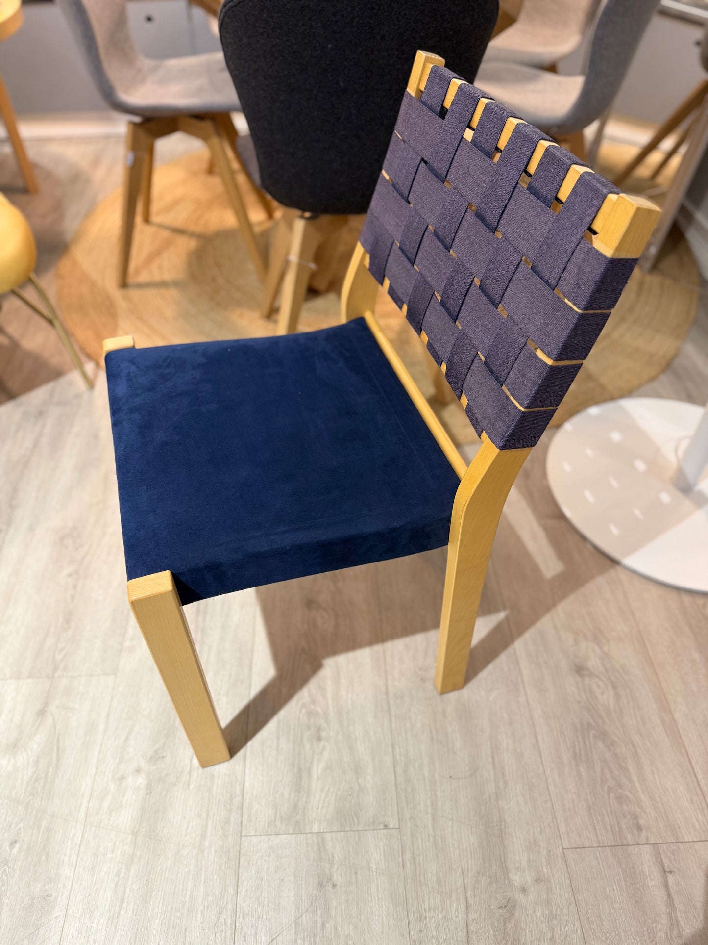 Artek 611 tuoli, 2 kpl