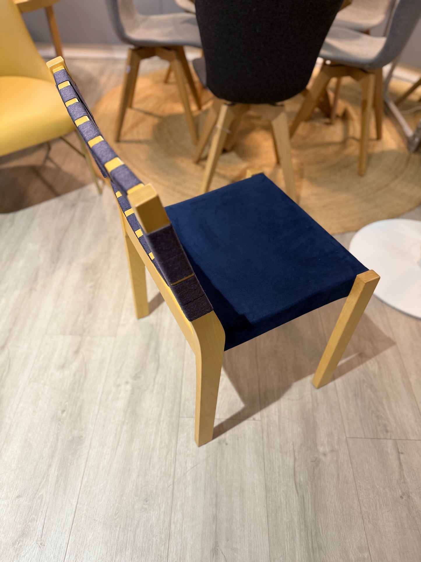 Artek 611 tuoli, 2 kpl