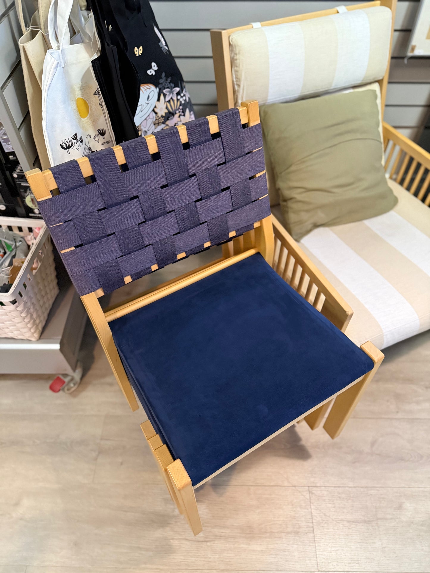 Artek 611 tuoli, 2 kpl