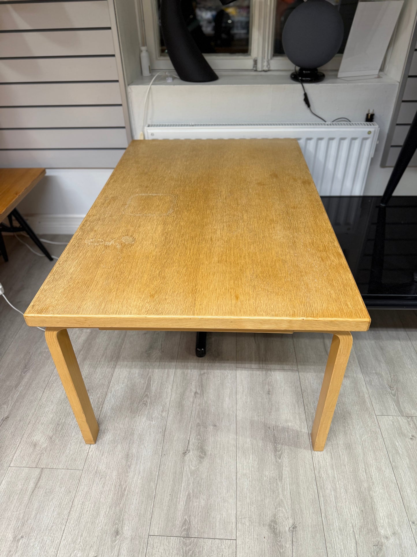 Artek, Aalto 81B sohvapöytä