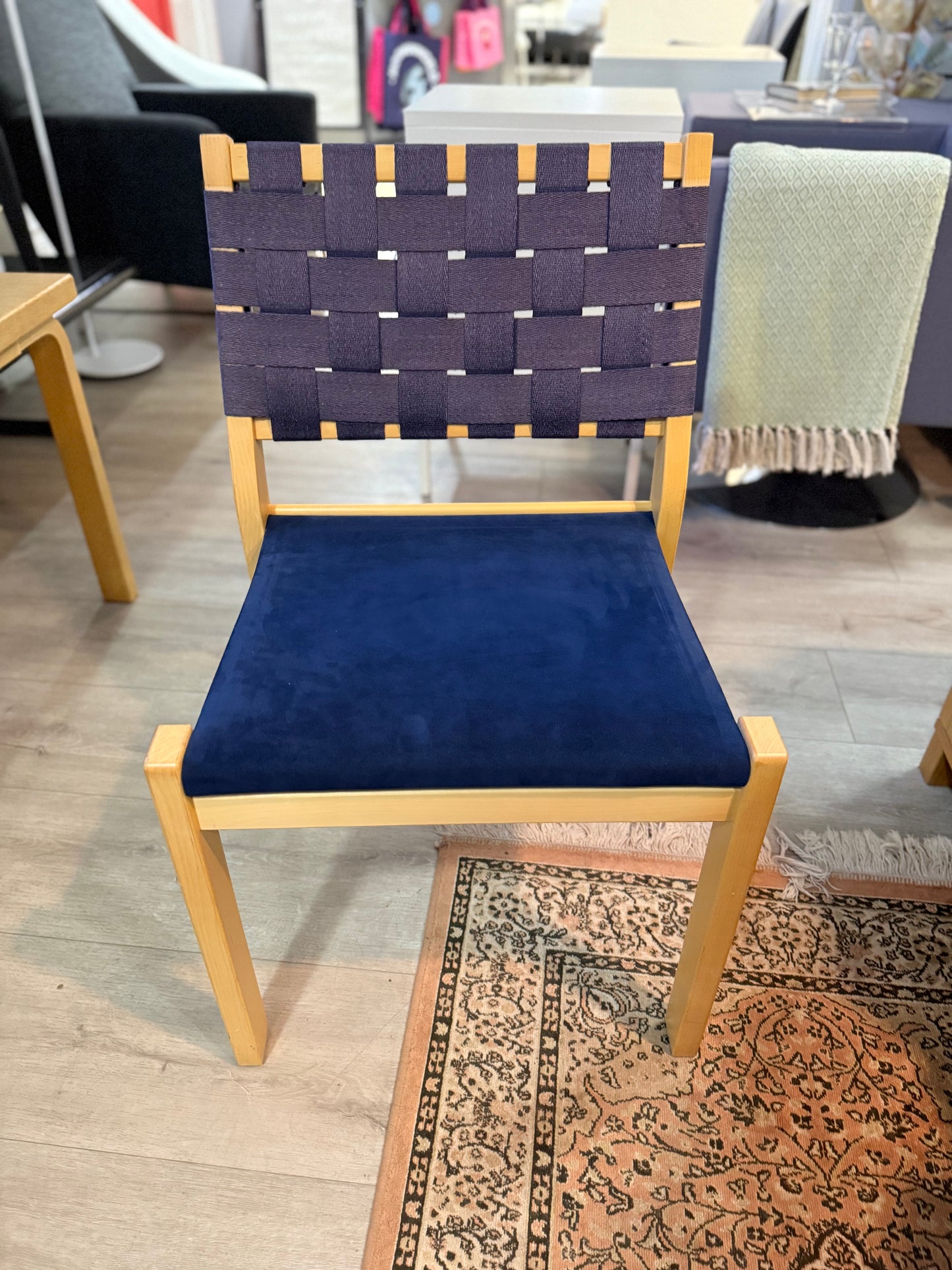 Artek 611 tuoli, 2 kpl