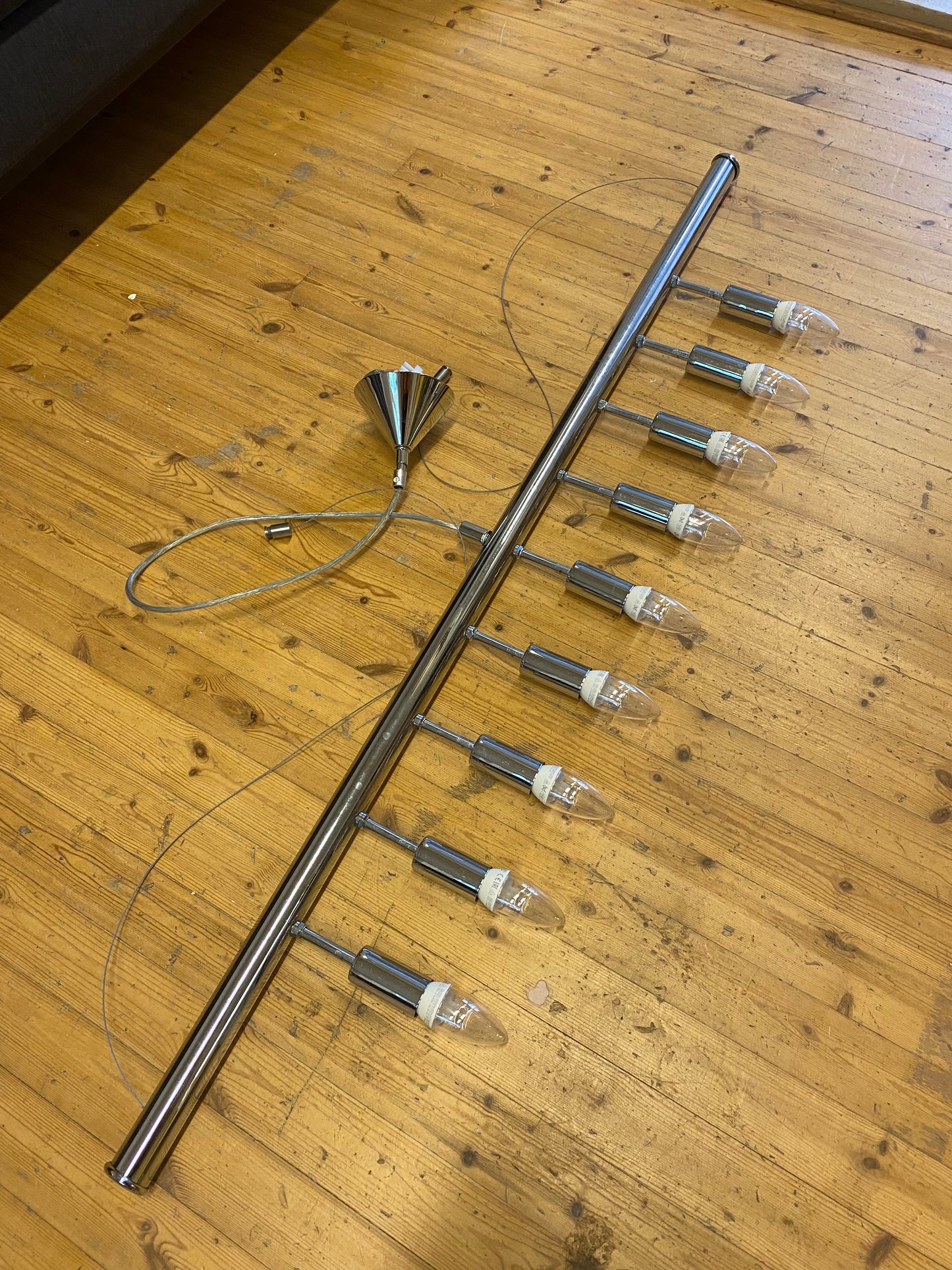 Crystal valaisin, Wofi