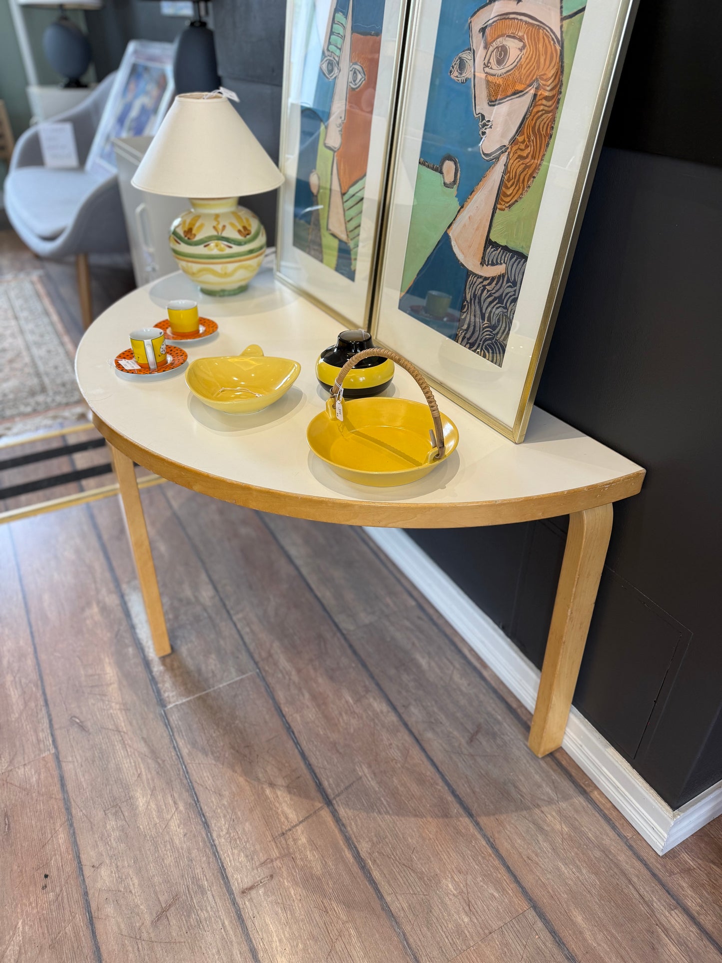 Artek, Aalto pöytä 95, puolipyöreä