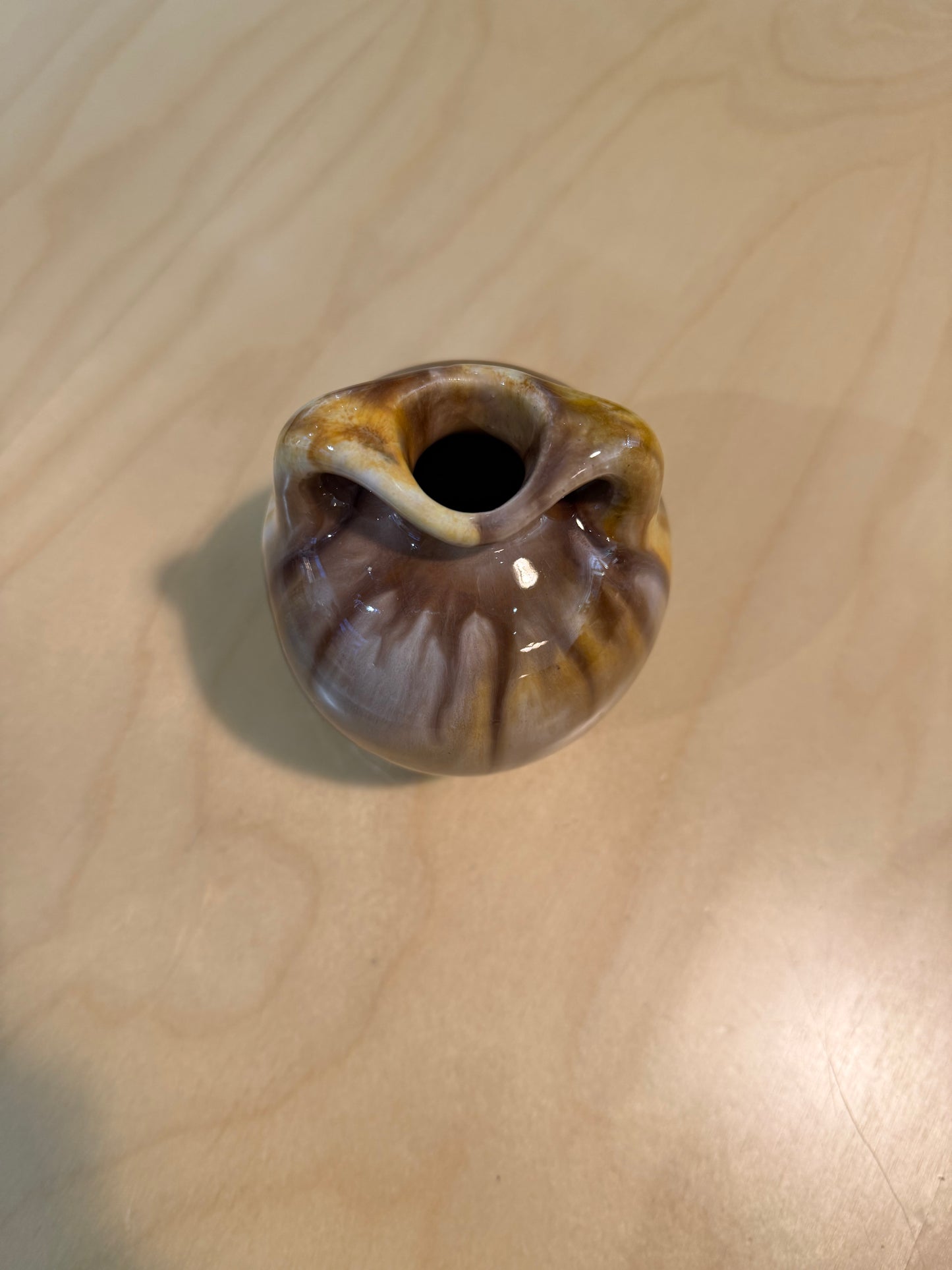 Kupittaan savi, pieni ruukku