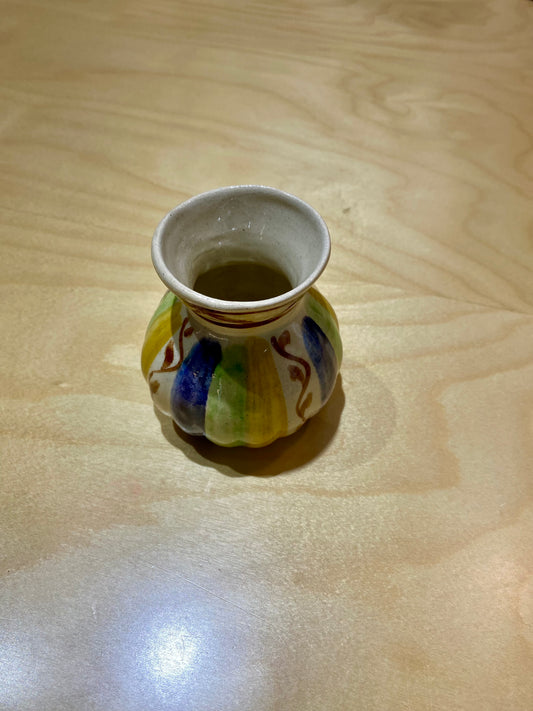 Kupittaan savi, pikku maljakko