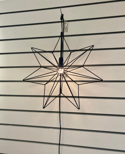 Tähtikoriste valolla