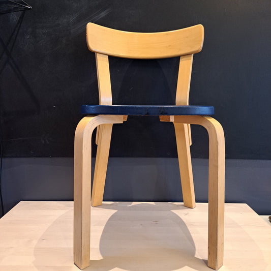 Artek, Aalto tuoli 69, sininen kerni
