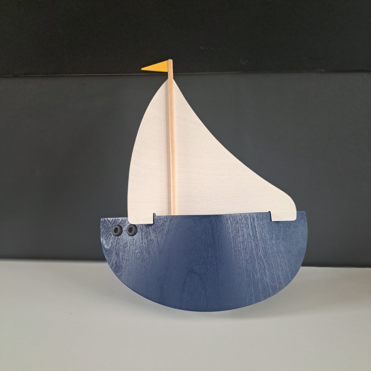 Purjevene seinävalaisin, sininen