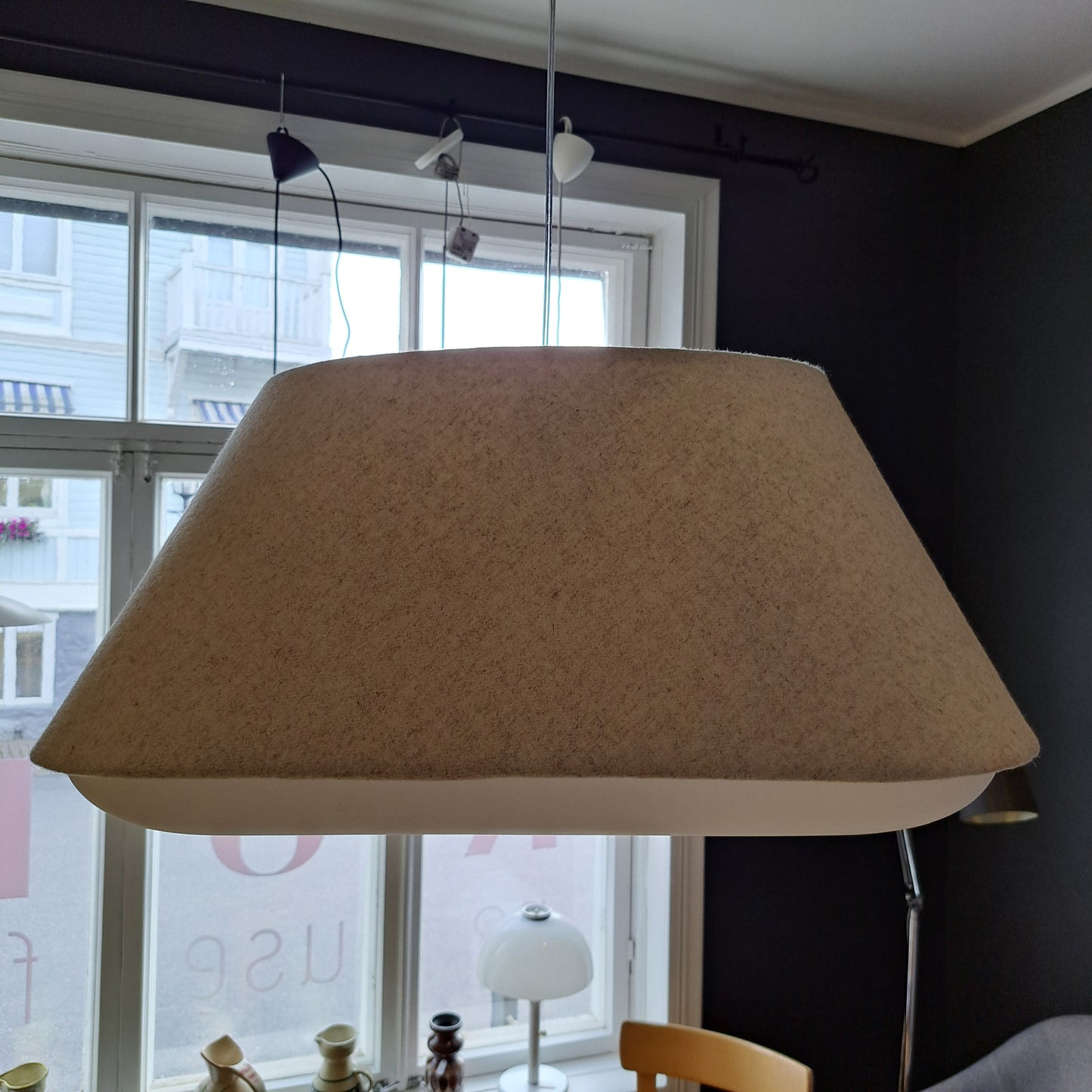 Innermost, riippuvalaisin, luonnonvalkoinen