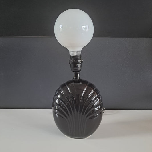 Simpukka-pöytävalaisin