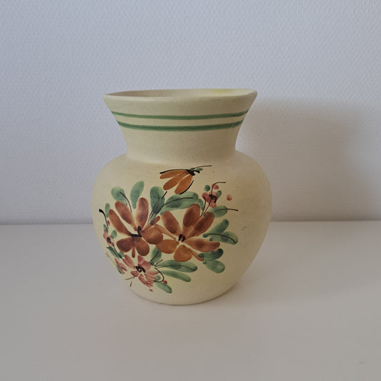 Kupittaan savi, maljakko/ruukku