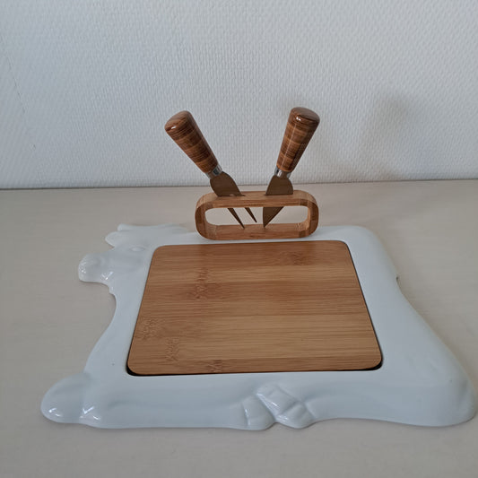 Tarjoilualunen juustoille