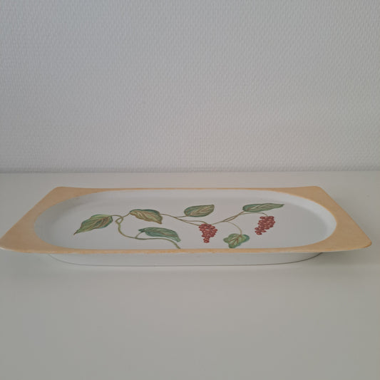 Tarjoiluastia, viiniköynnös