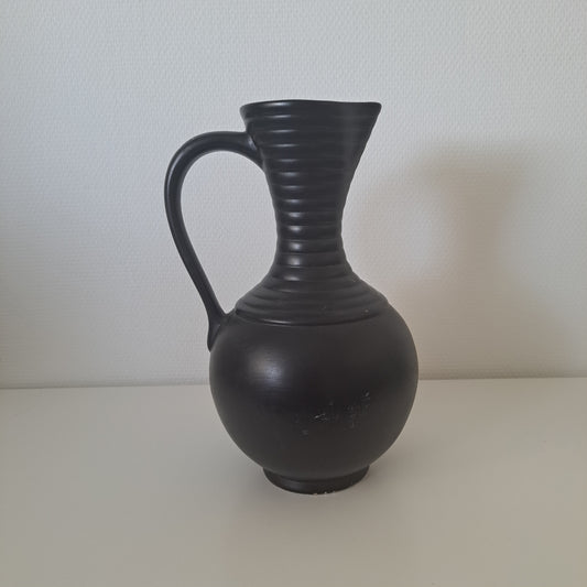 Keramiikka maljakko/kannu