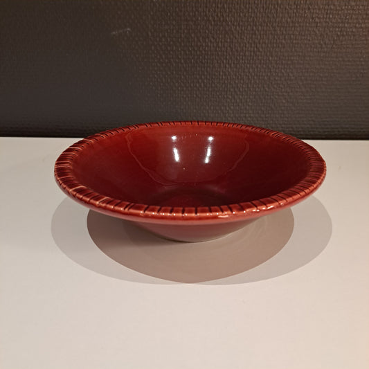 Kupittaan savi, punainen kulho