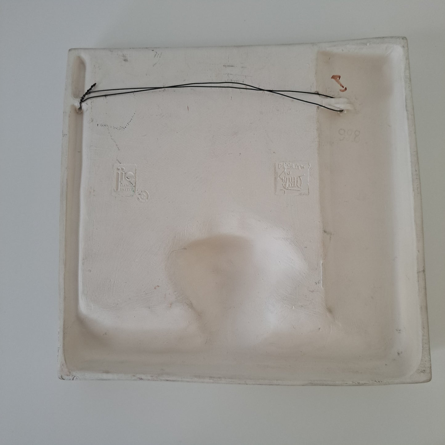 Jie Gantofta, keramiikkataulu