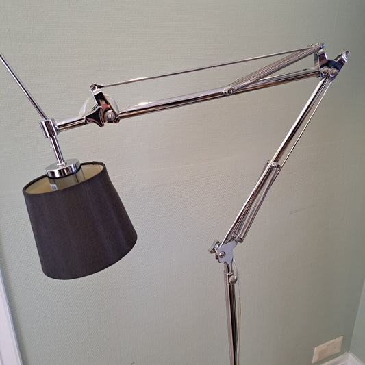 Design by Frandsen, Berlin lattiavalaisin