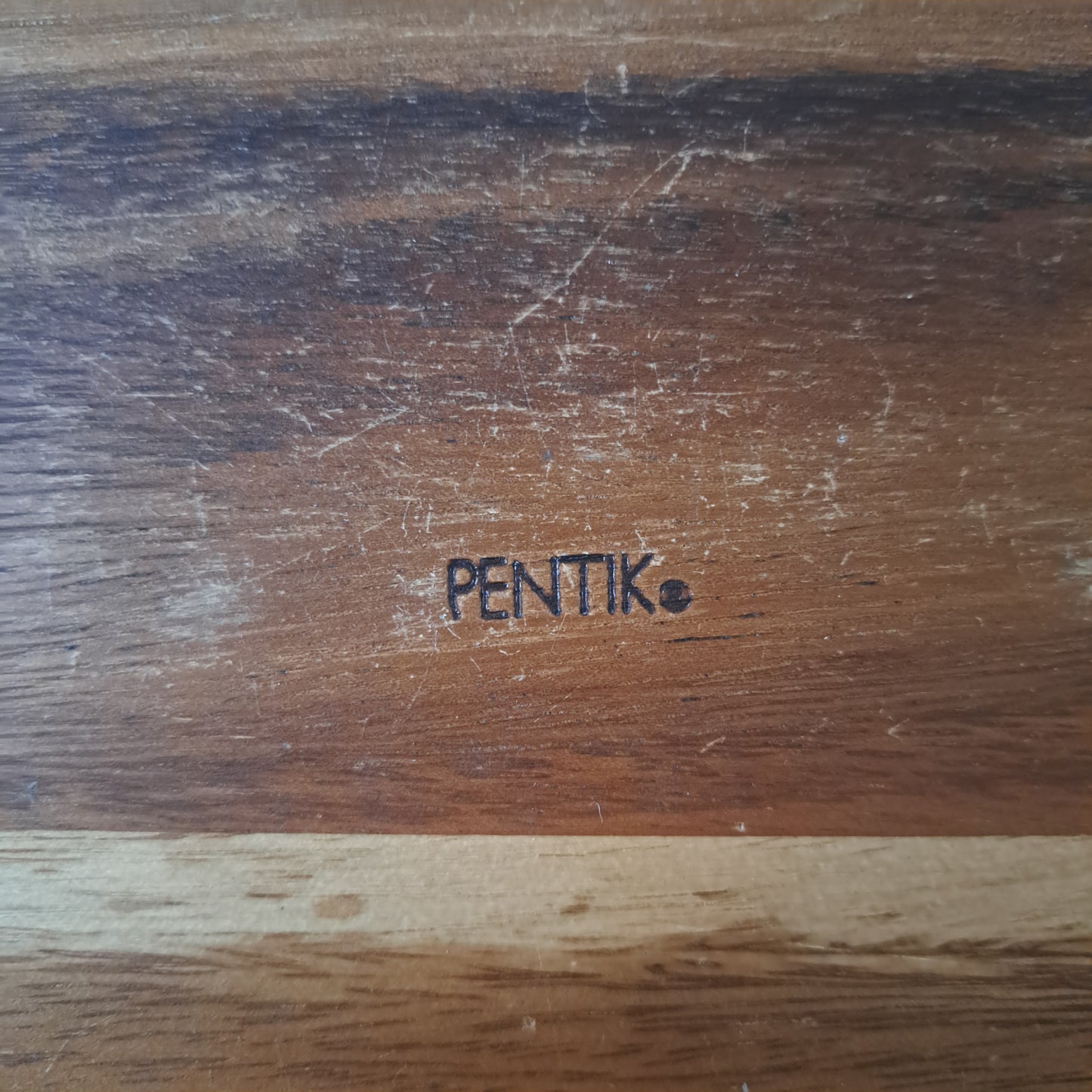 Pentik, teak-tarjotin