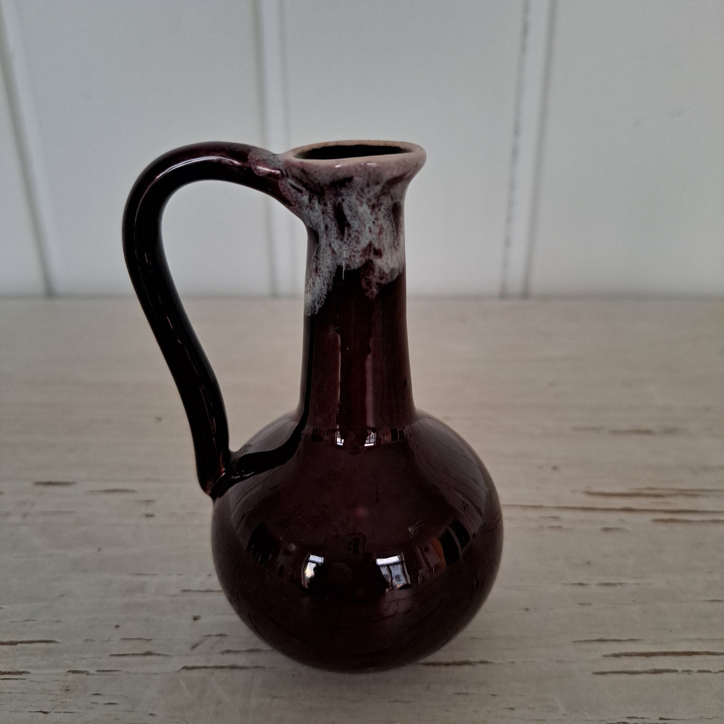 Kupittaan savi, pieni maljakko/kannu