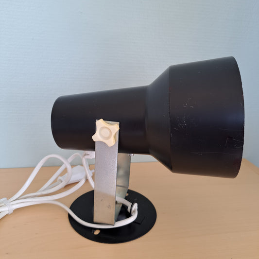 Aris, retro kohdevalaisin