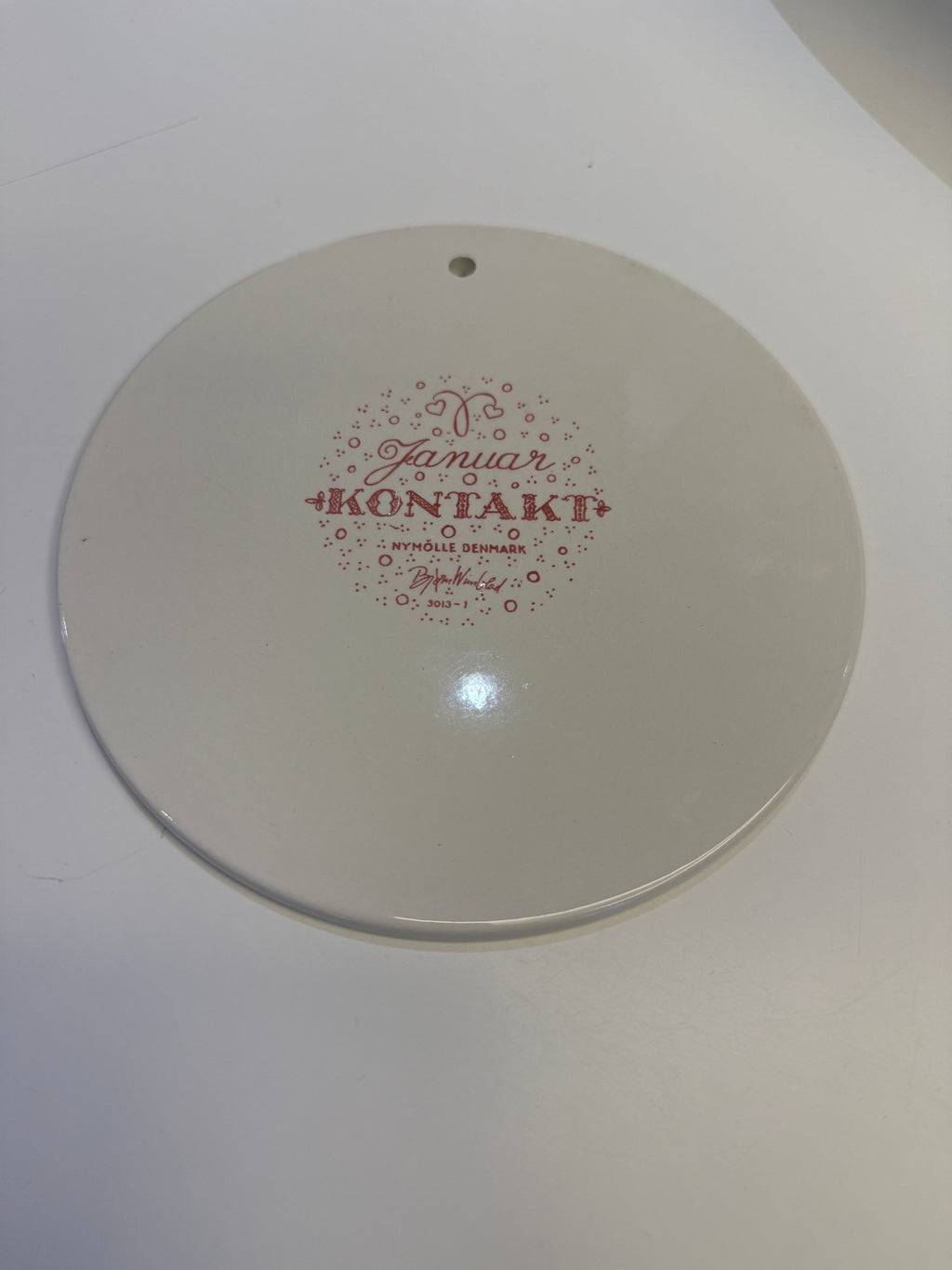 Björn Wiinblad Januar Kontakt -seinälautanen