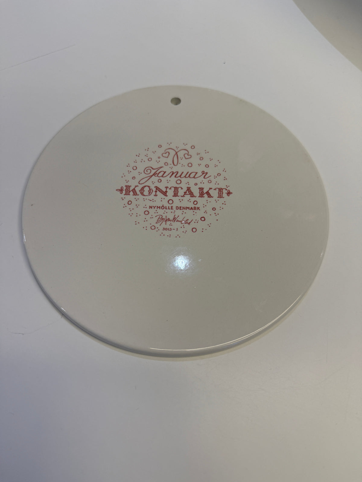 Björn Wiinblad Januar Kontakt -seinälautanen