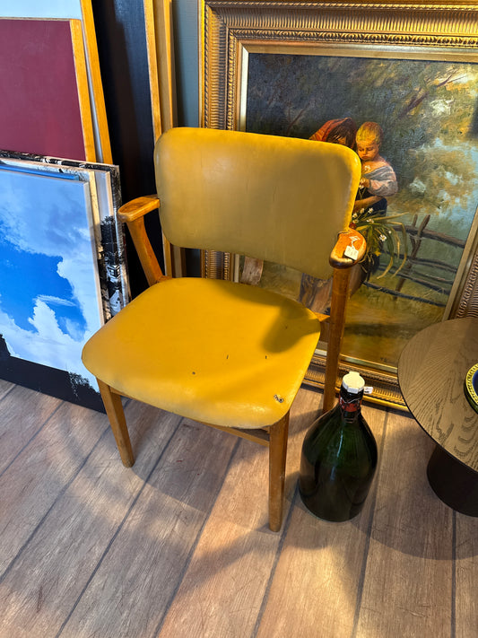 Ilmari Tapiovaara, Domus tuoli, verholitu