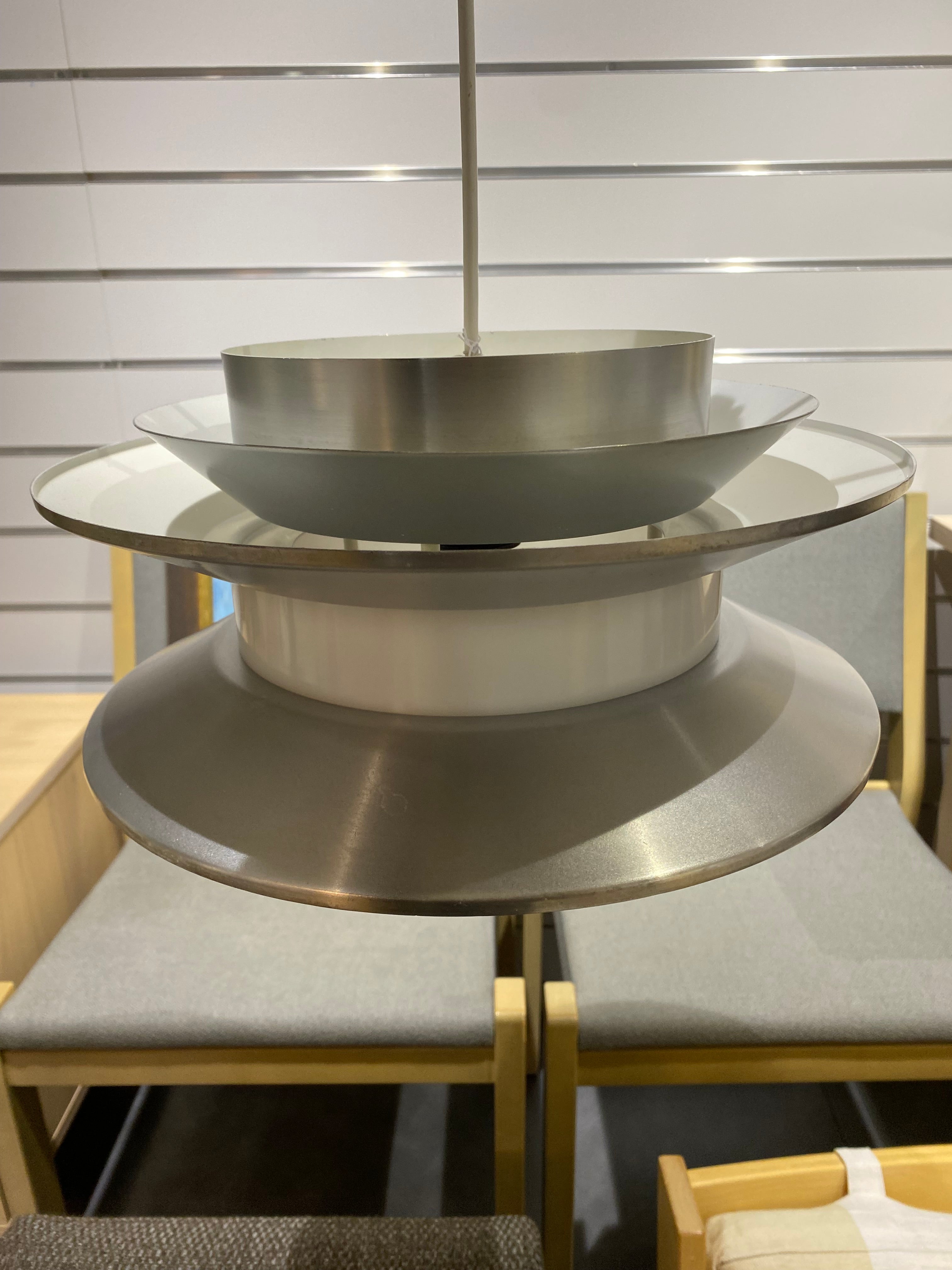 Carl Thore, Trava ceiling lamp