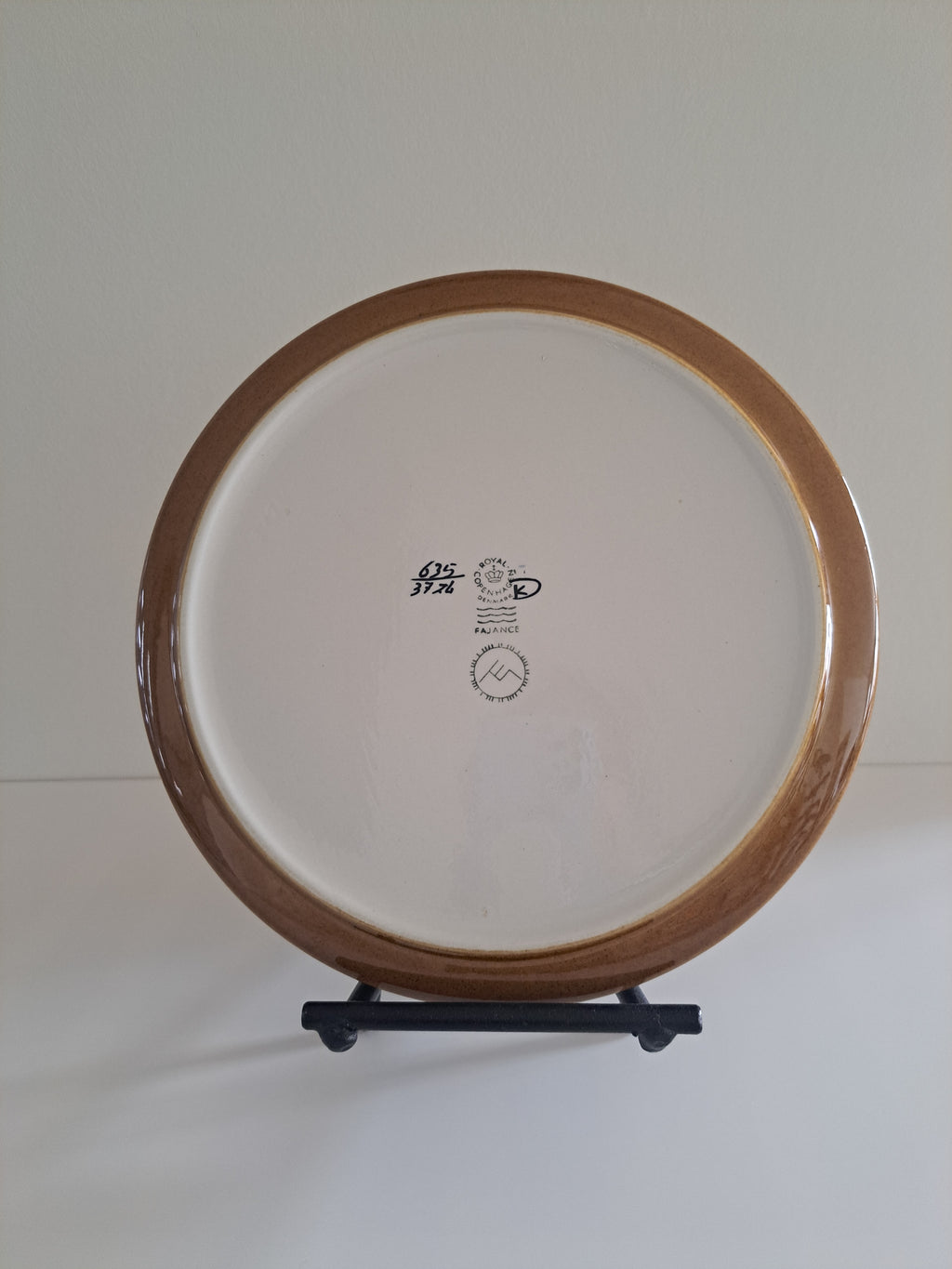 Royal Copenhagen Baca tarjoiluvati