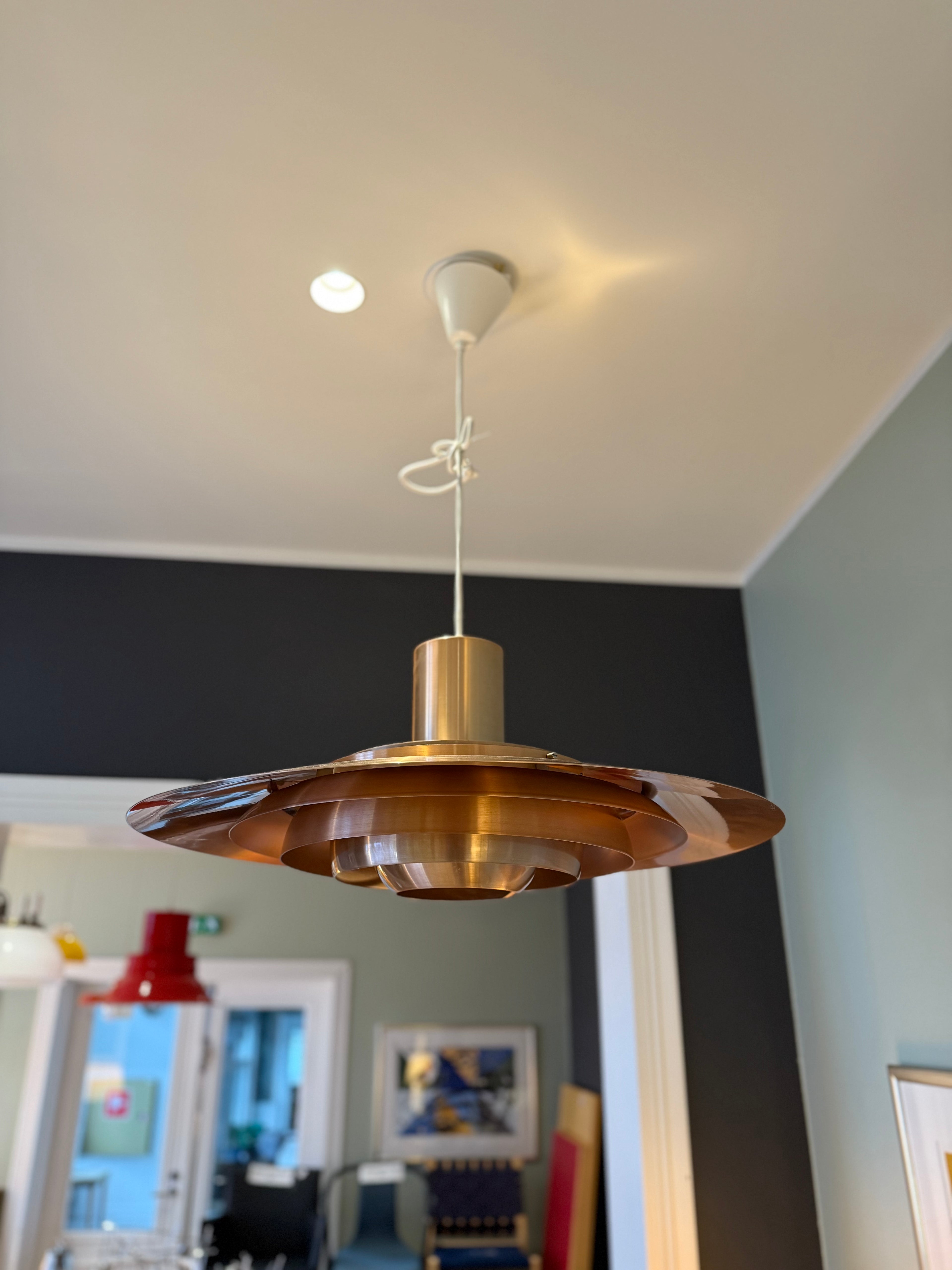 Nordisk Solar Co, Design vintage riippuvalaisin P376 KF2