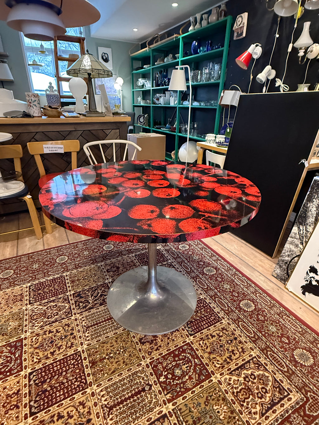 Marimekko, "Pihlajanmarja" vintage ruokapöytä