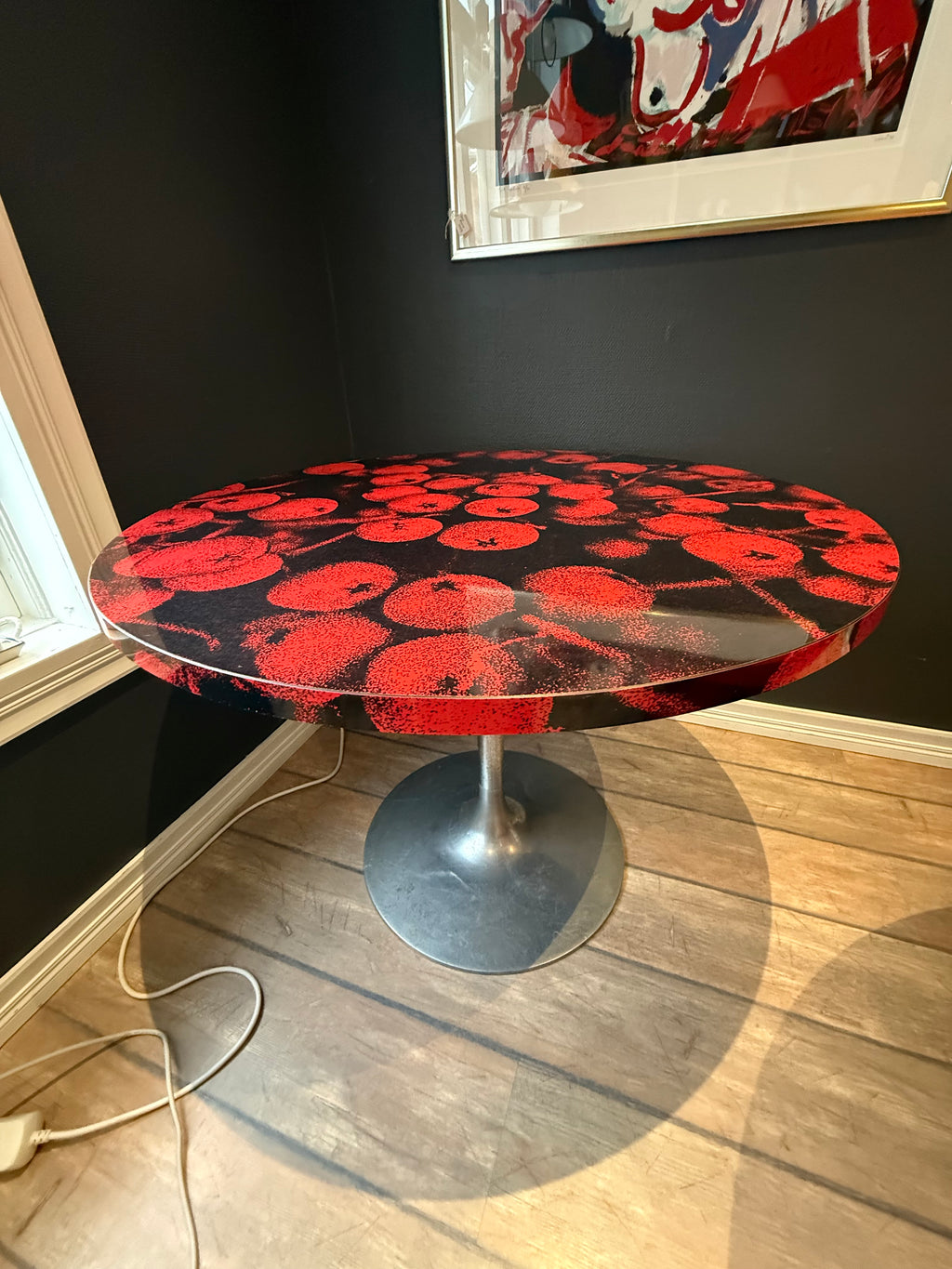Marimekko, "Pihlajanmarja" vintage ruokapöytä