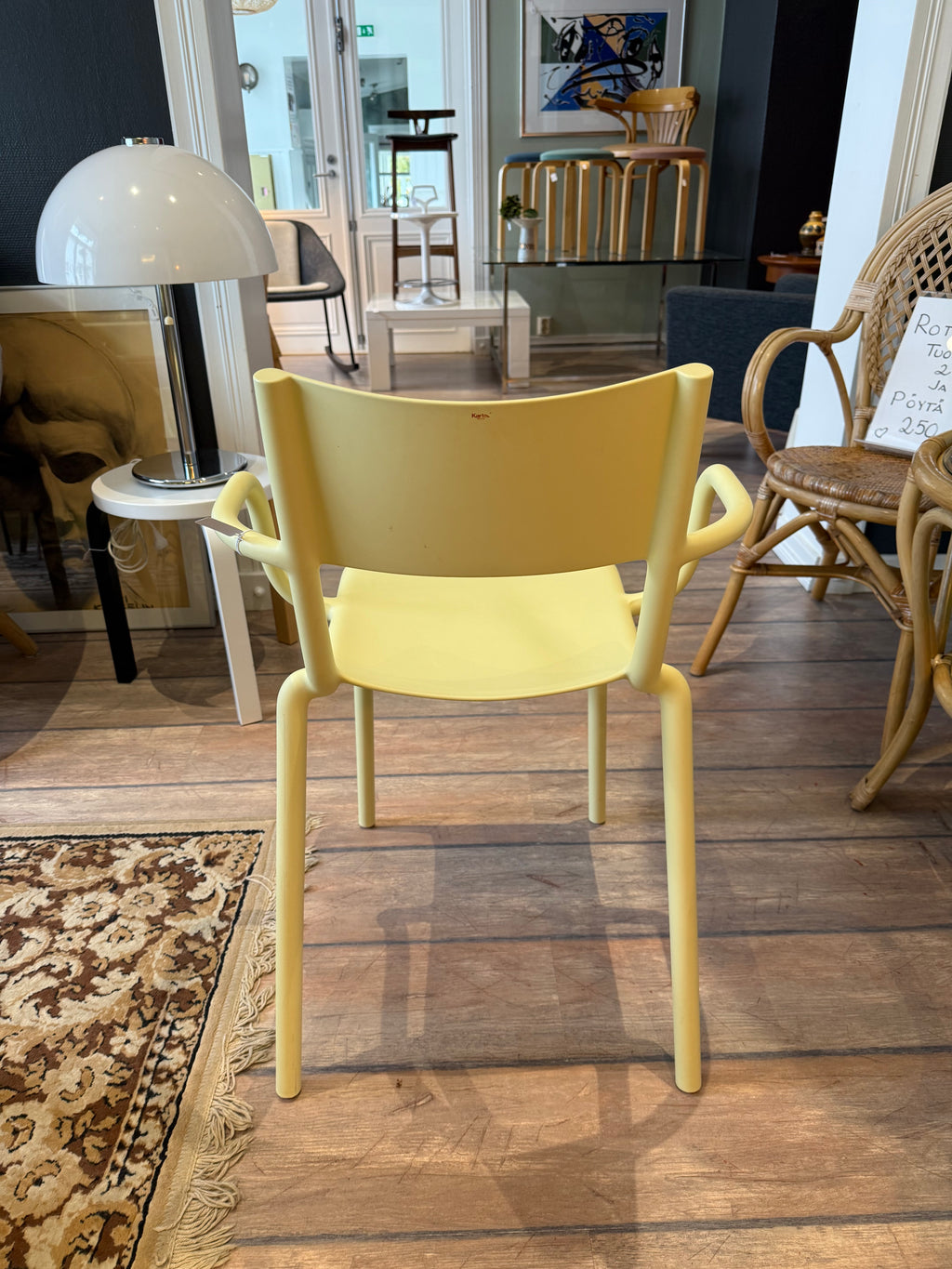 Kartell Generic A tuoli, pastellikeltainen 2kpl