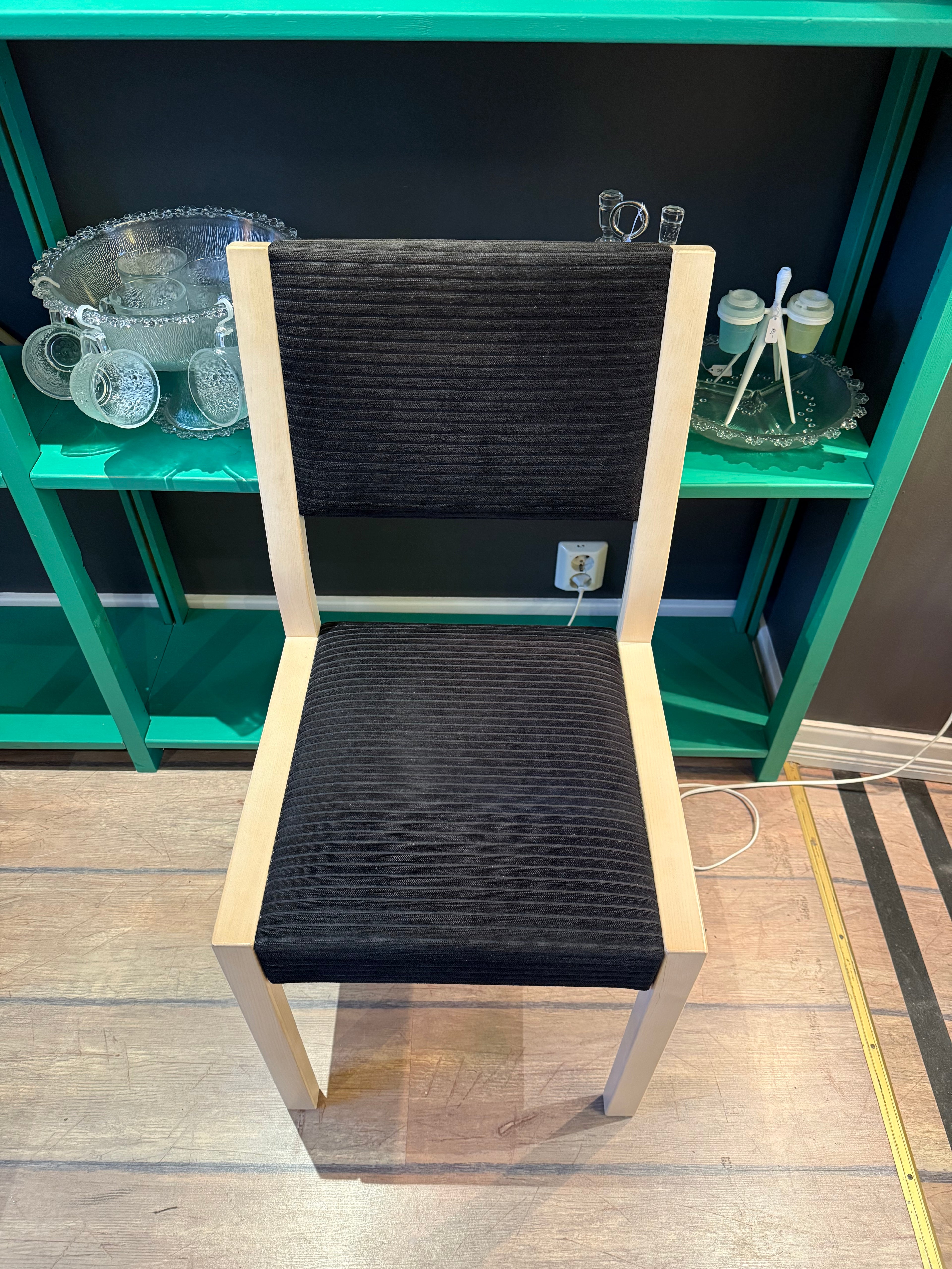 Ruokapöydän tuolit 2kpl