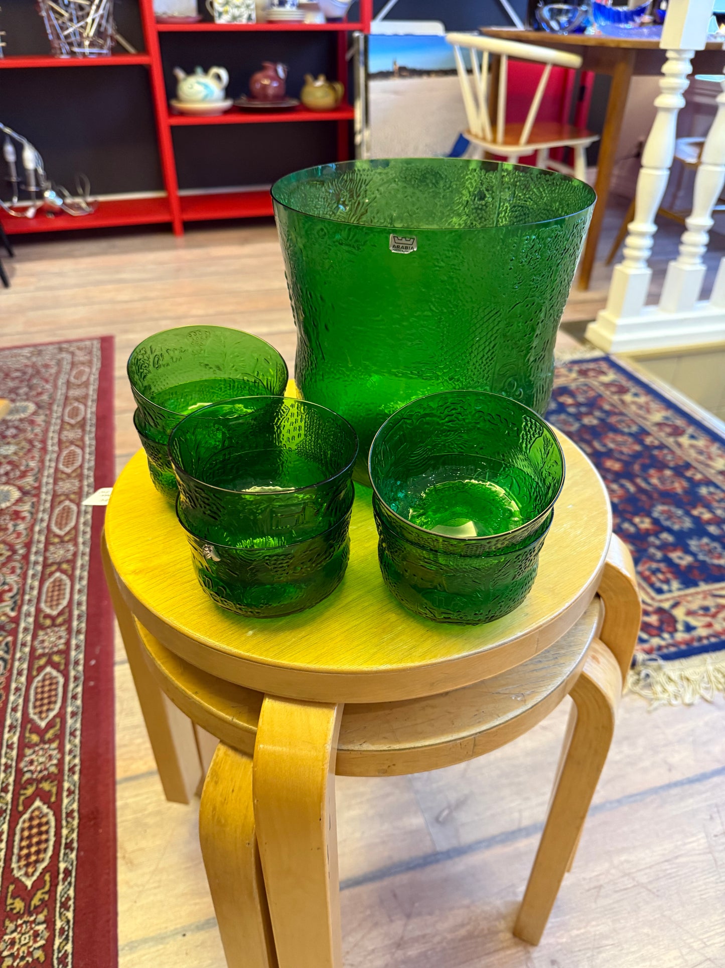 Nuutajärven lasi, Fauna iso malja ja jälkiruokakulhot