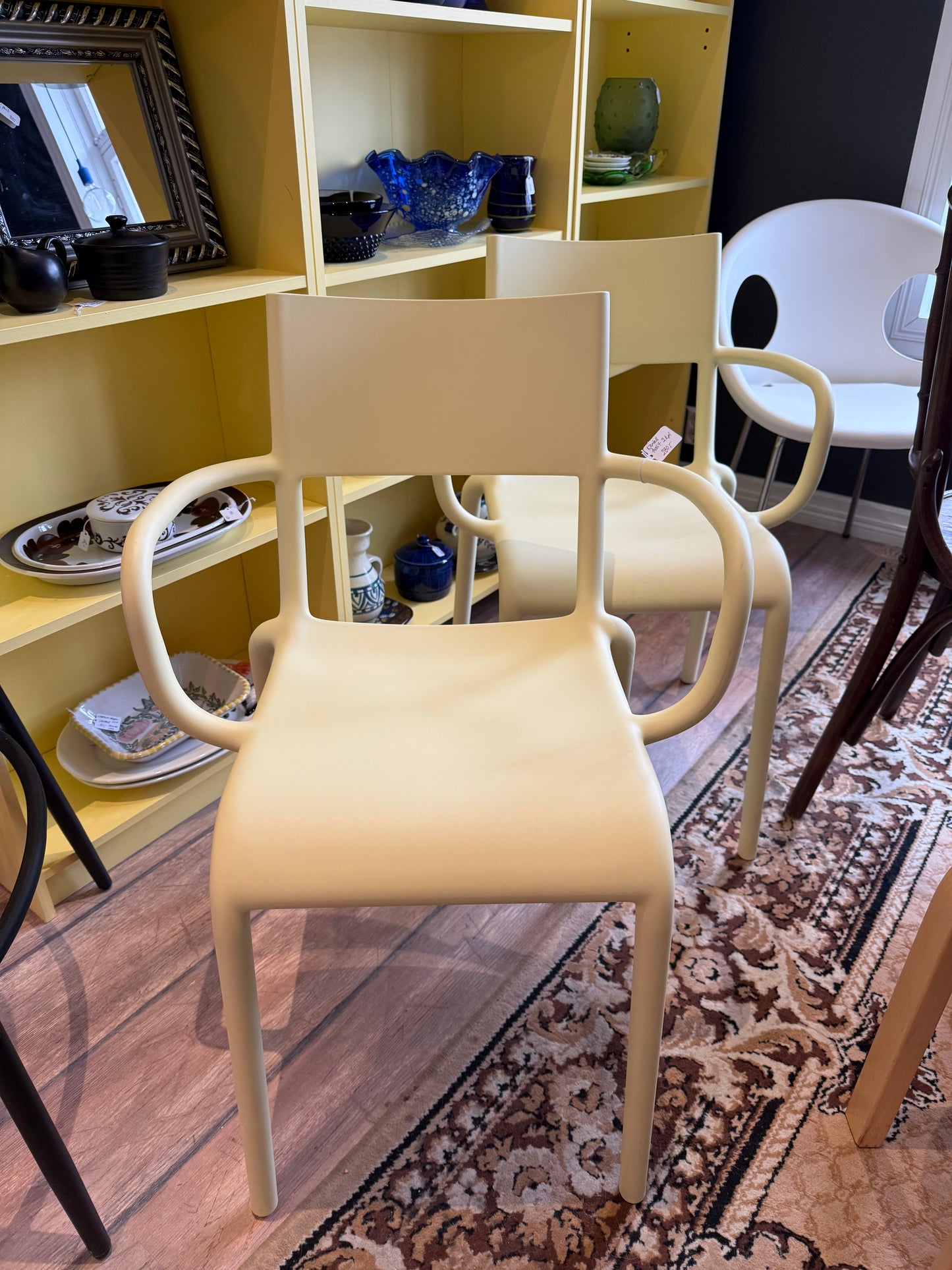 Kartell, Generic A tuoli, pastellikeltainen