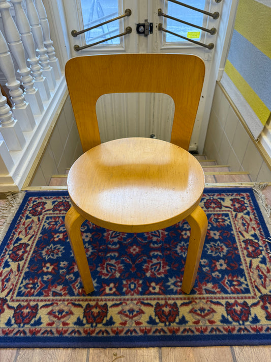 Lastentuoli  N65, Artek