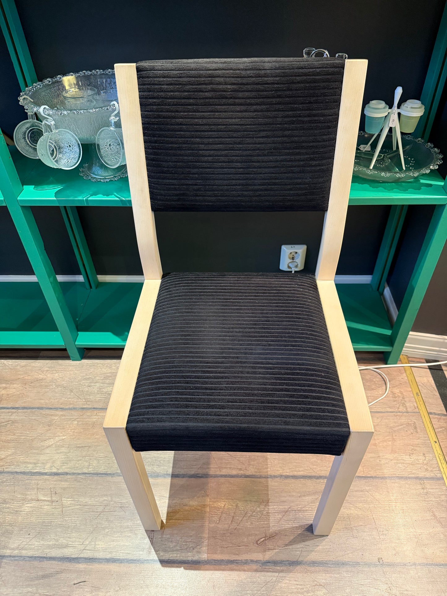 Ruokapöydän tuolit 2kpl