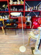 Muuto, "Leaf" lattiavalaisin