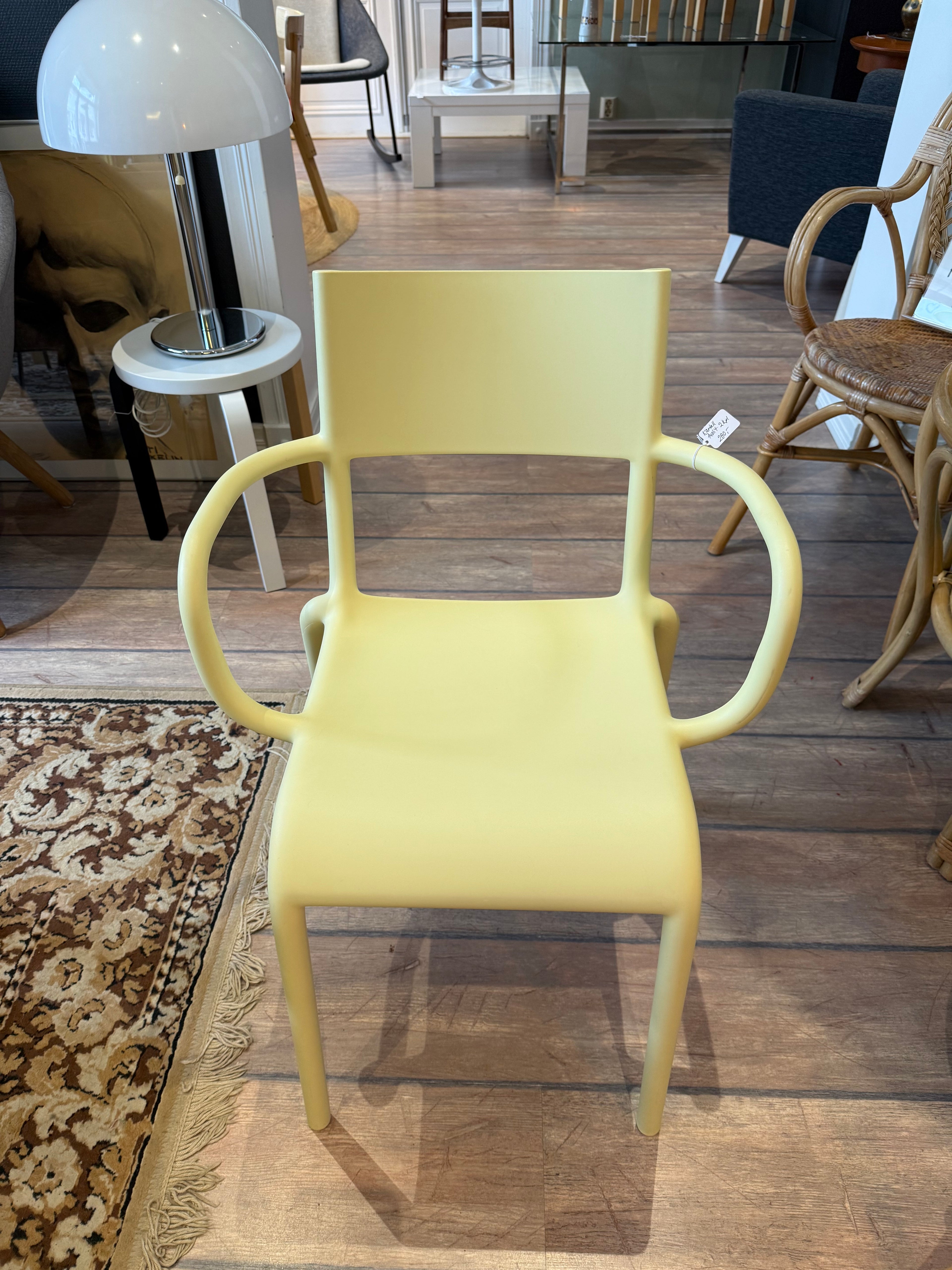 Kartell Generic A tuoli, pastellikeltainen 2kpl