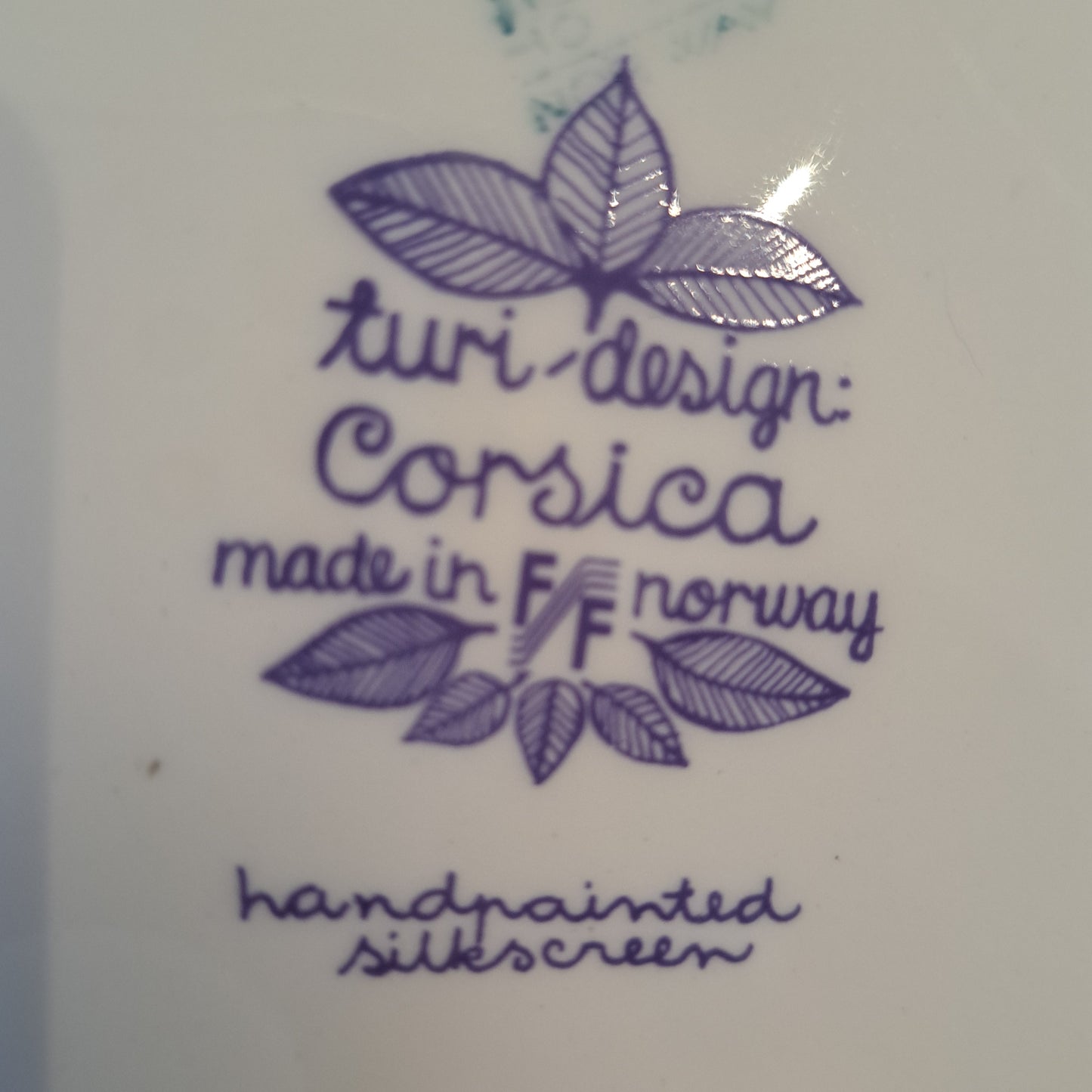 Turi-Design, "Corsica" tarjoilulautanen