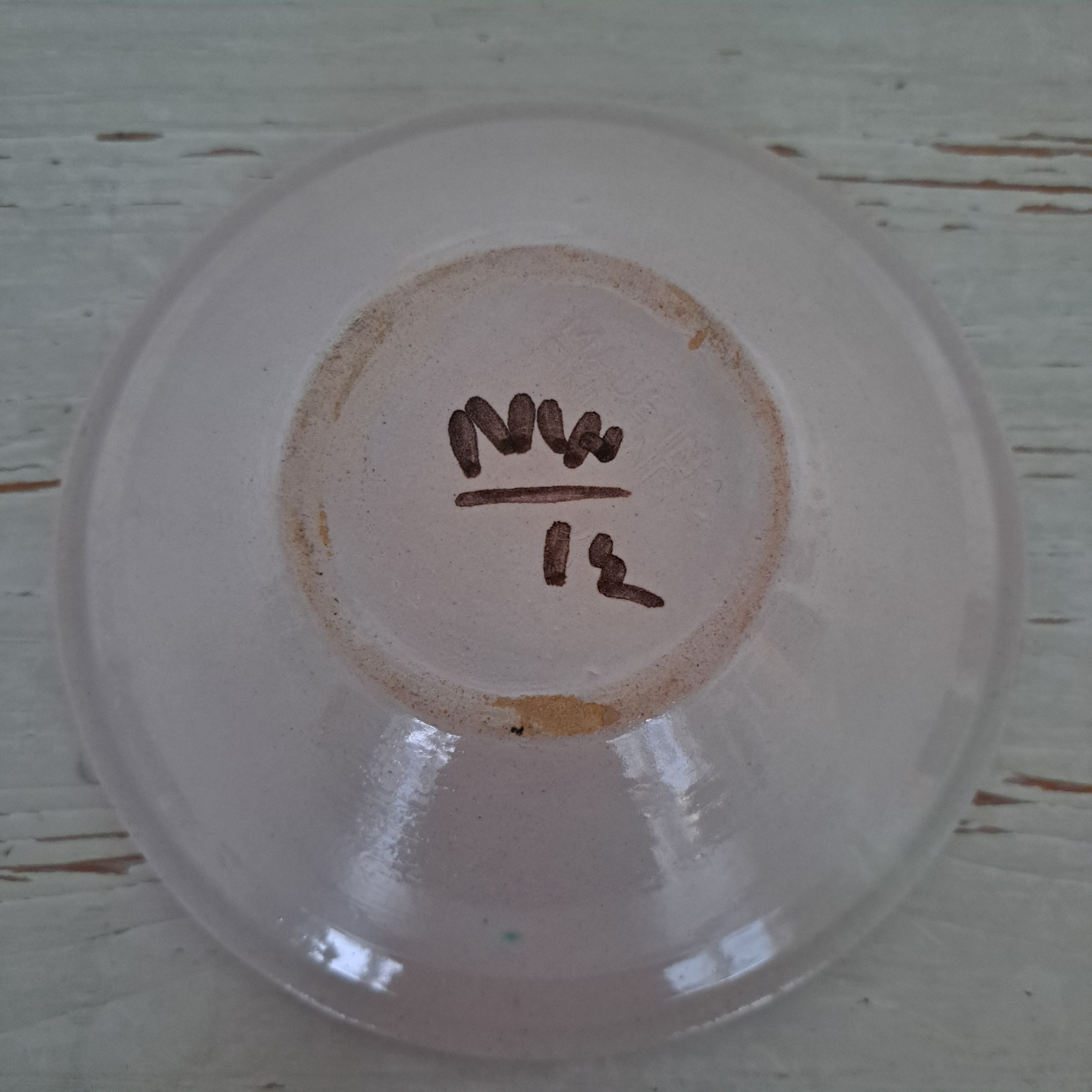 Kupittaan savi, "viilikulho", pastellisävy