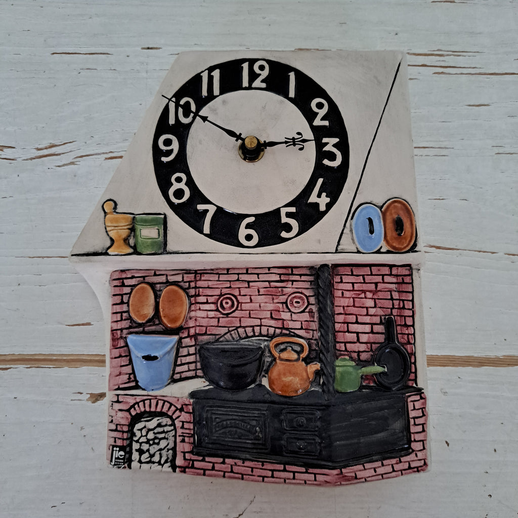 Jie Gantofta, wall clock