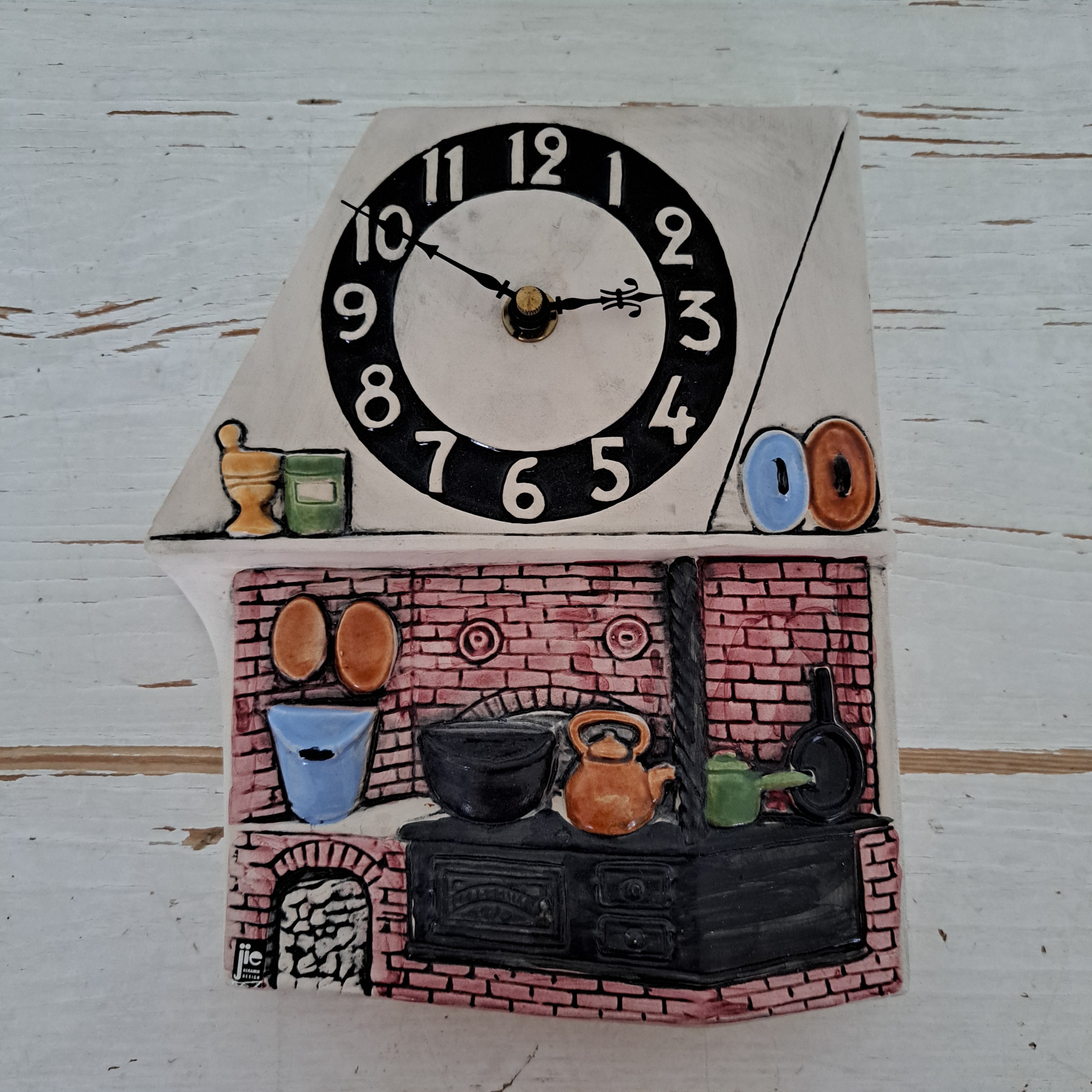 Jie Gantofta, wall clock