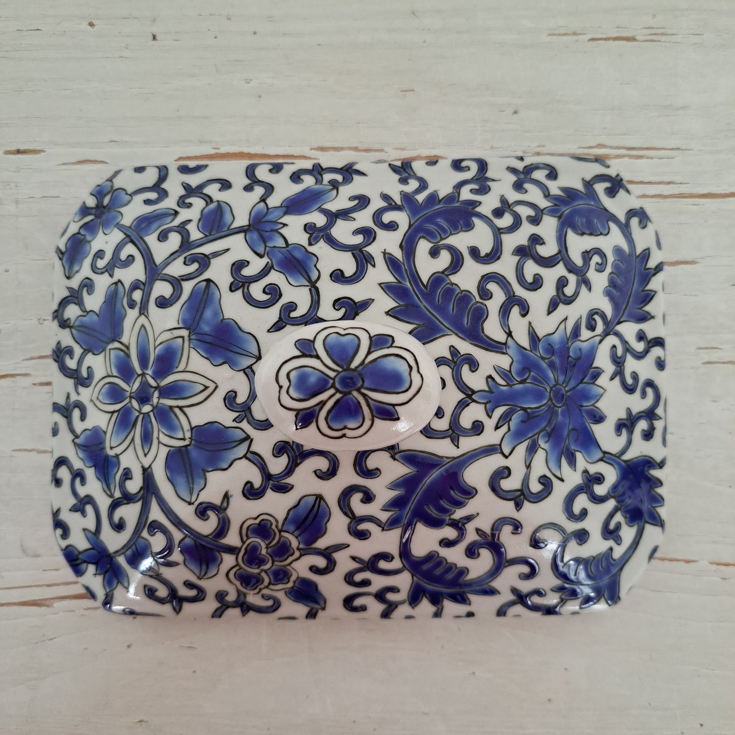 Sinisävyinen, kannellinen säilytyspurkki